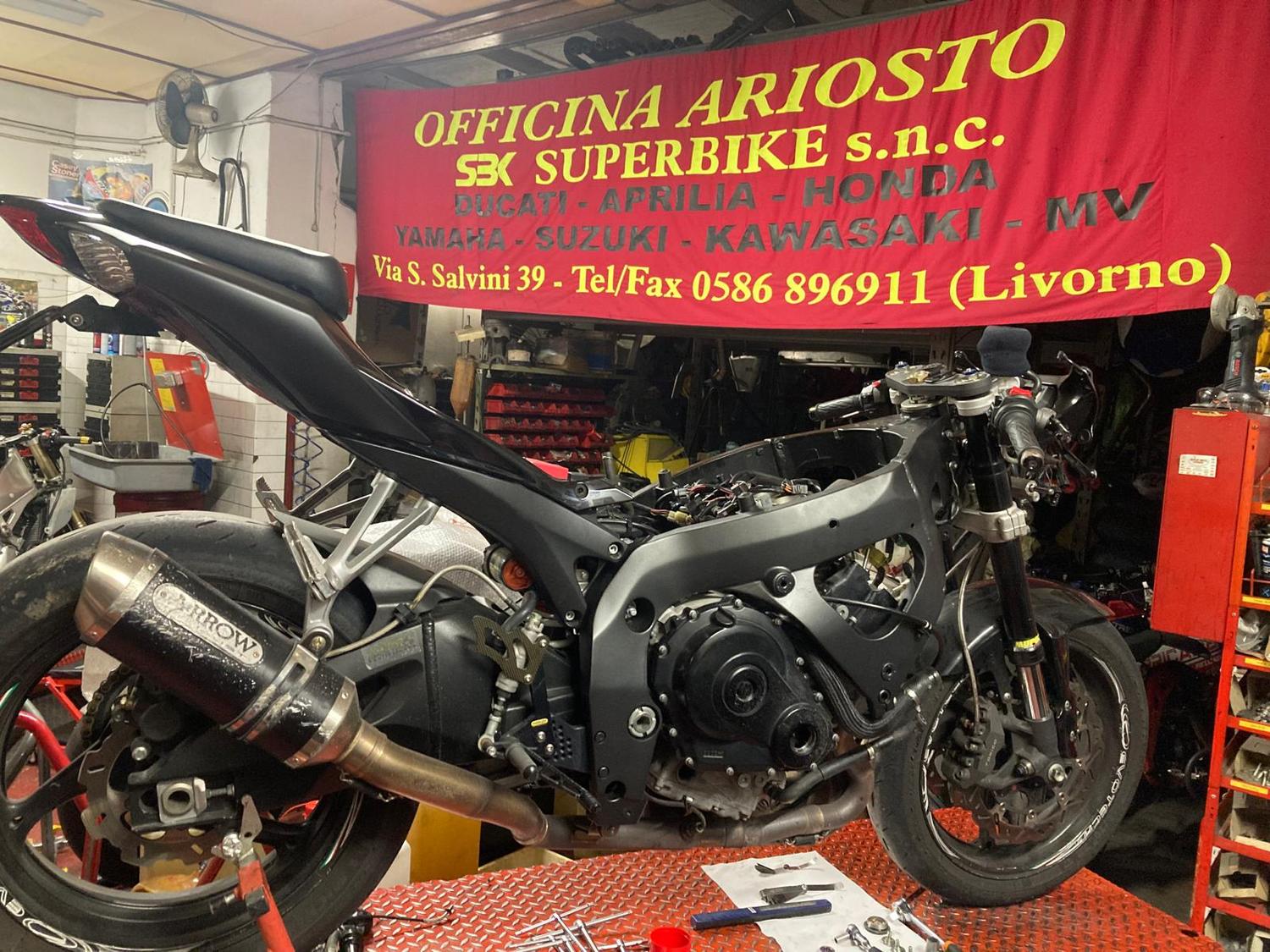Azienda in vendita: VENDESI OFFICINA PREPARAZIONI E RIPARAZIONI MOTO,SCOOTER. a Italia - Officine Meccaniche - Immagine foto 3