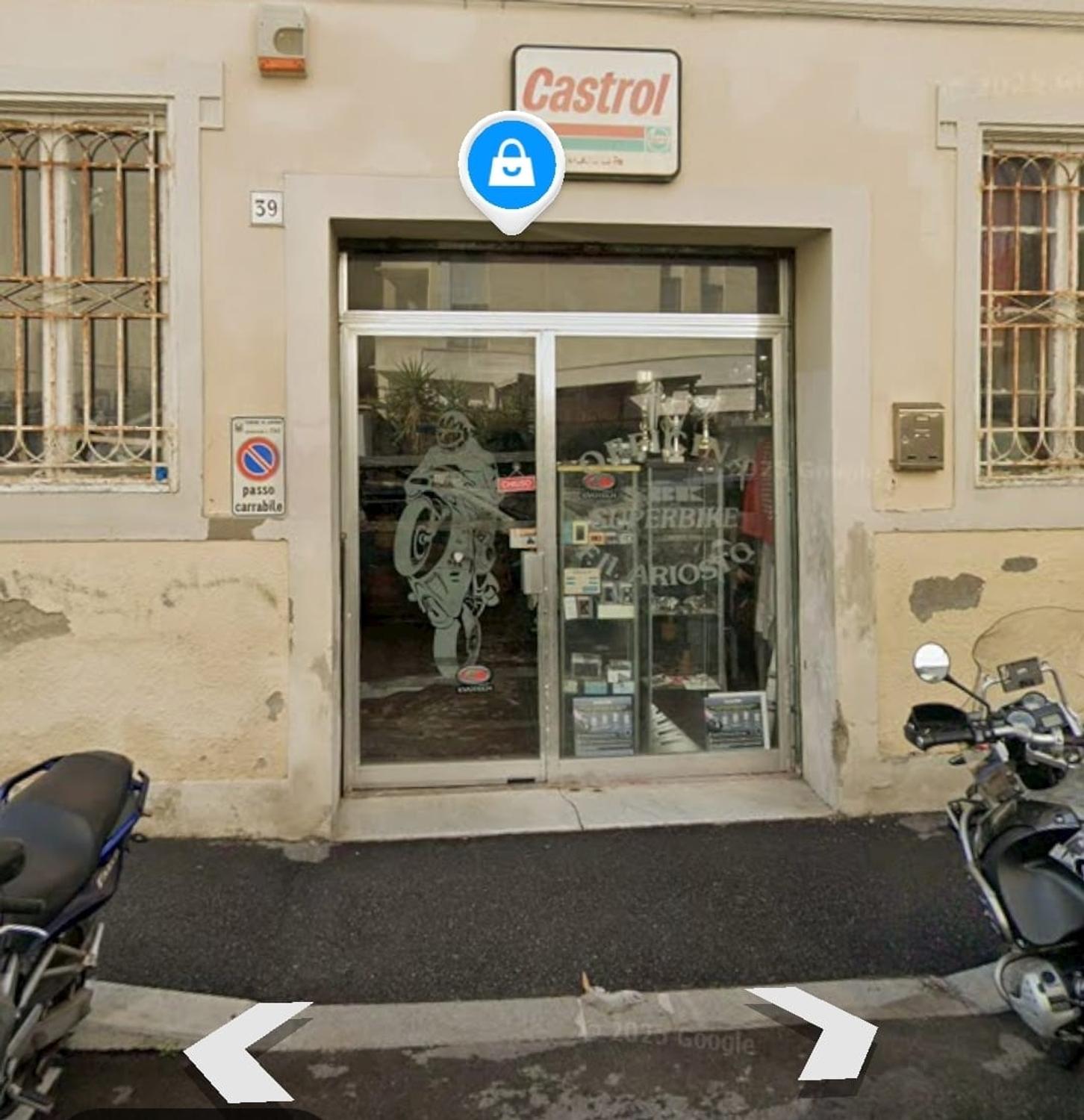 Azienda in vendita: VENDESI OFFICINA PREPARAZIONI E RIPARAZIONI MOTO,SCOOTER. a Italia - Officine Meccaniche - Immagine foto 4