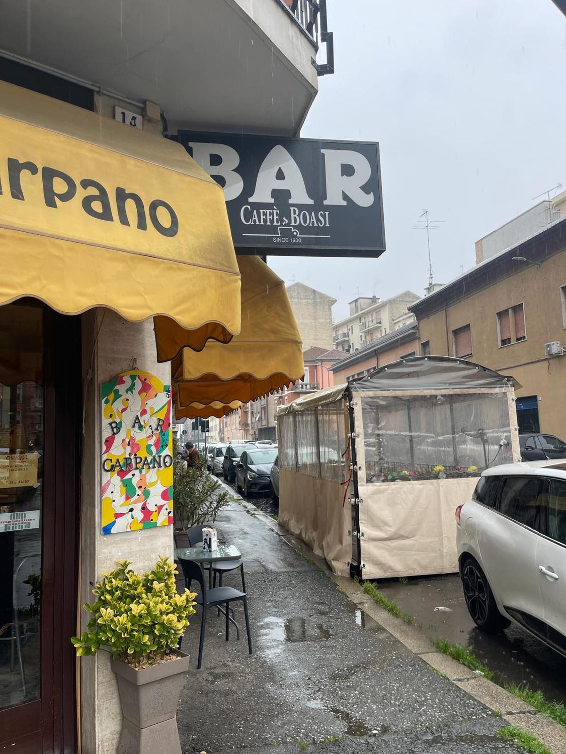 Azienda in vendita: Cedesi Licenza Storico Bar Caffetteria a Italia - Bar - Immagine foto 4