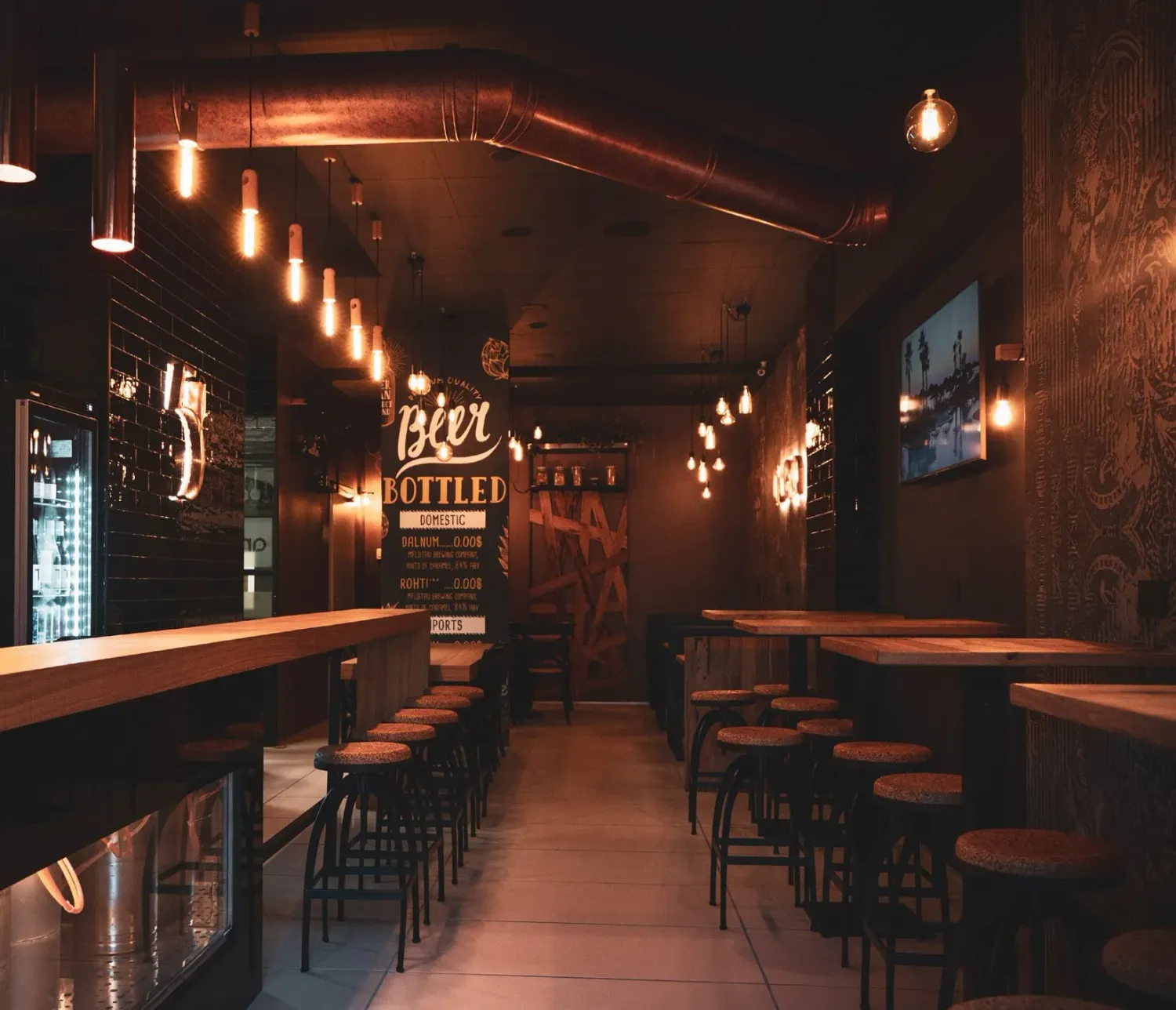 Azienda in vendita: Attività di ristorazione Pub  a Italia - Ristoranti - Immagine principale