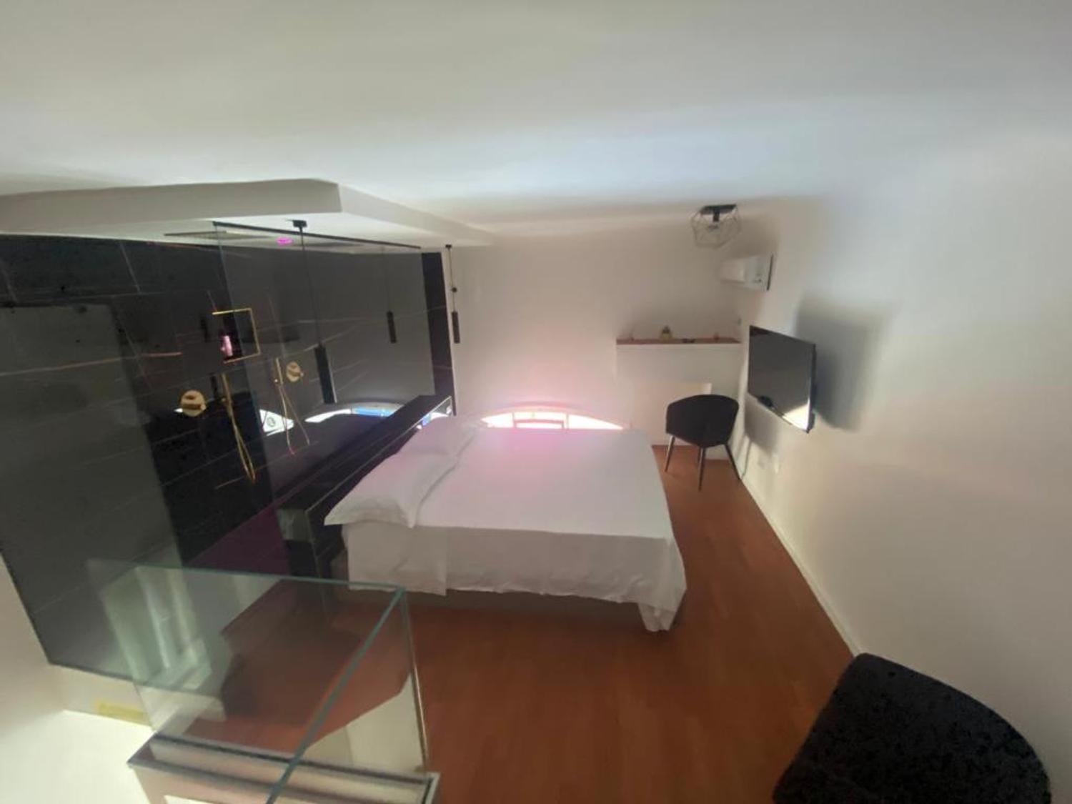 Azienda in vendita: Appartamento adibito a locazione turistica con 2 accesi autonomi a Italia - Affittacamere - Immagine foto 2