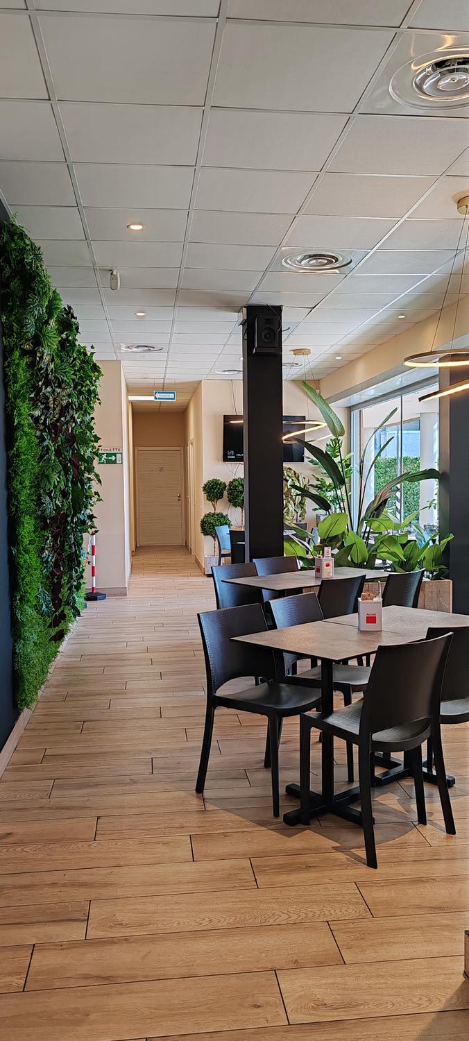 Azienda in vendita: attività Bistrò a milano a Italia - Ristoranti - Immagine foto 2