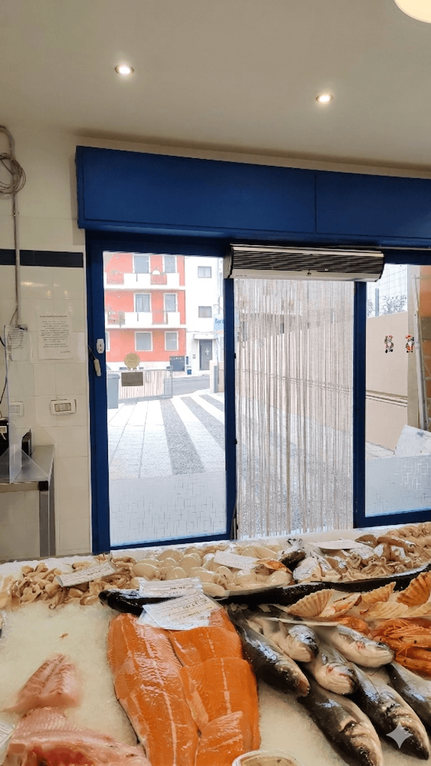 Azienda in vendita: Pescheria Friggitoria  a Italia - Altro - Immagine foto 2