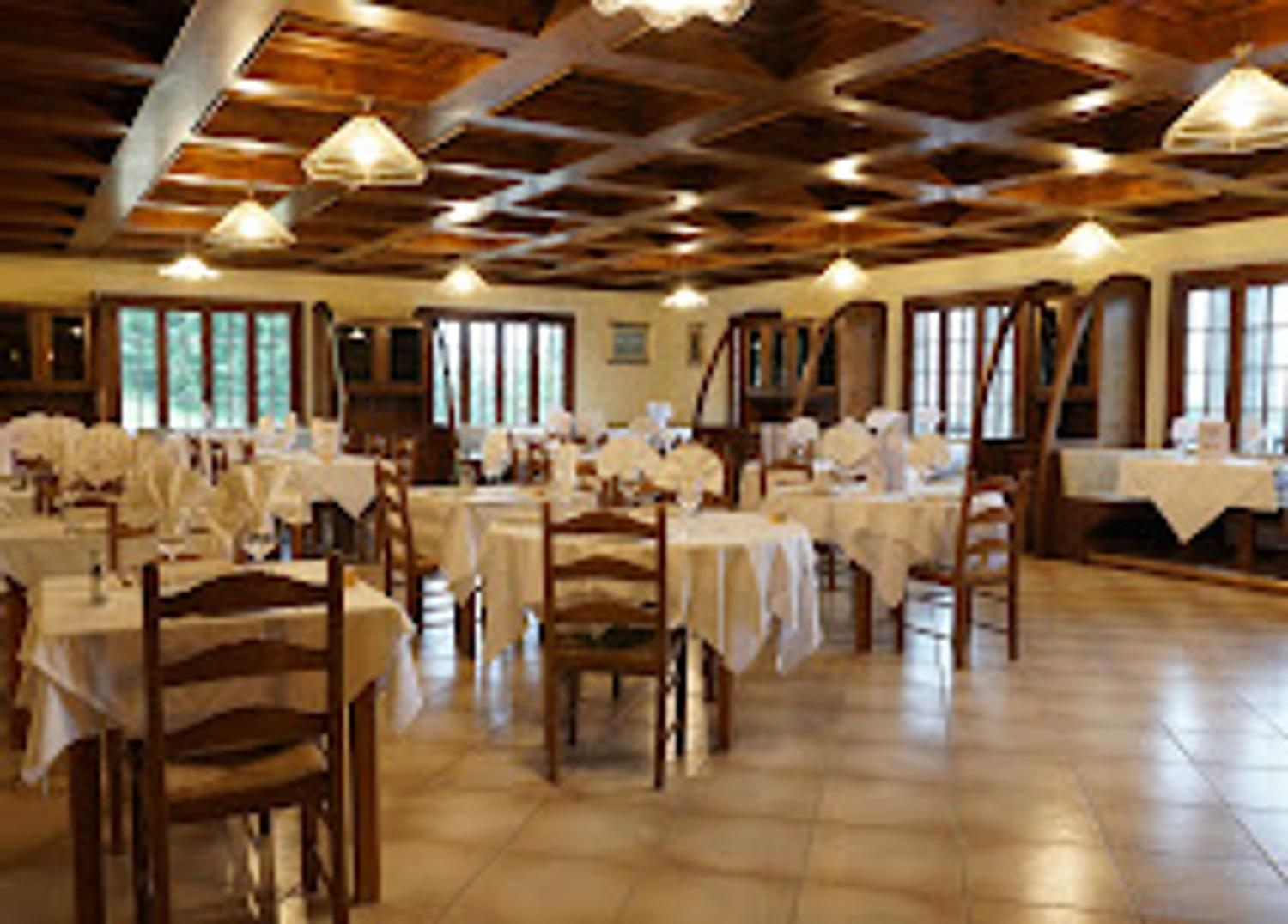 Azienda in vendita: Vendesi Hotel Ristorante Pizzeria nell'appennino Tosco Emiliano a Italia - Hotel - Immagine principale