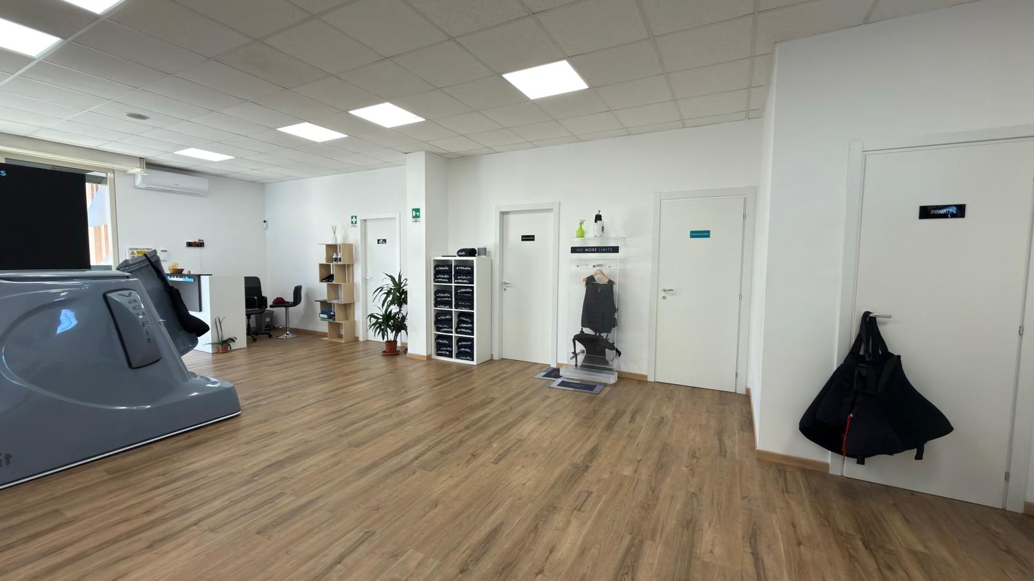 Azienda in vendita: ATTIVITA' SPORTIVA A POCHI PASSI DAL CENTRO a Italia - Palestre - Immagine foto 2