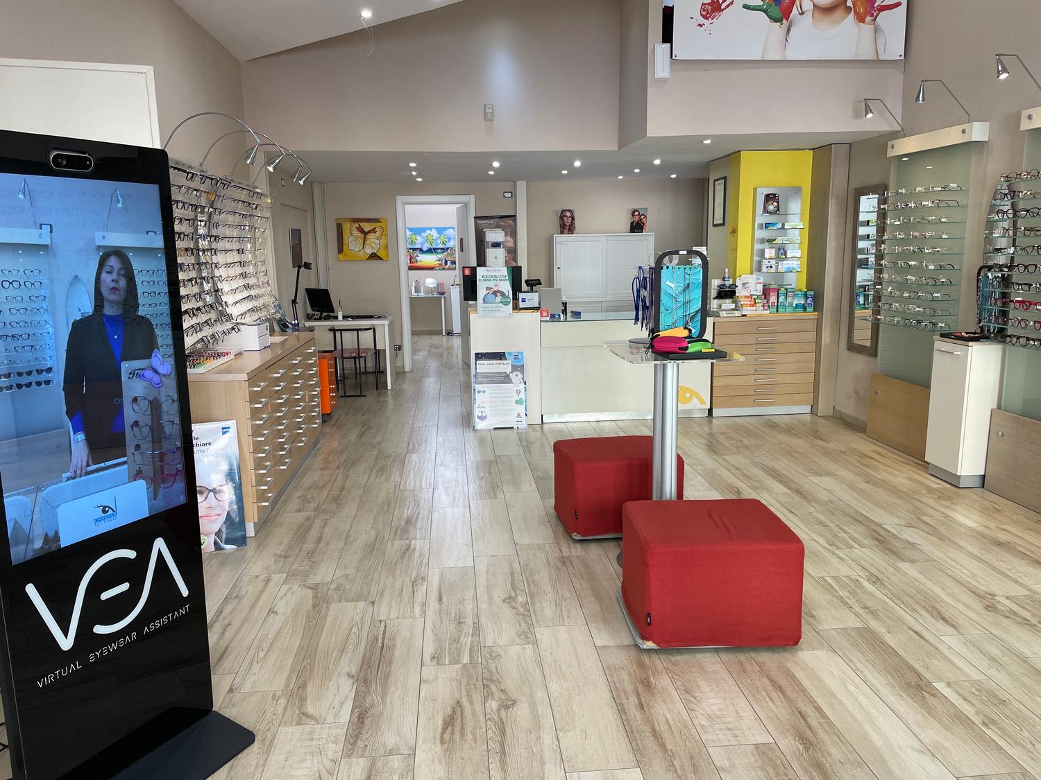 Azienda in vendita: Ottica a Marina di Campo Isola d’Elba  a Italia - Ottica - Immagine foto 4