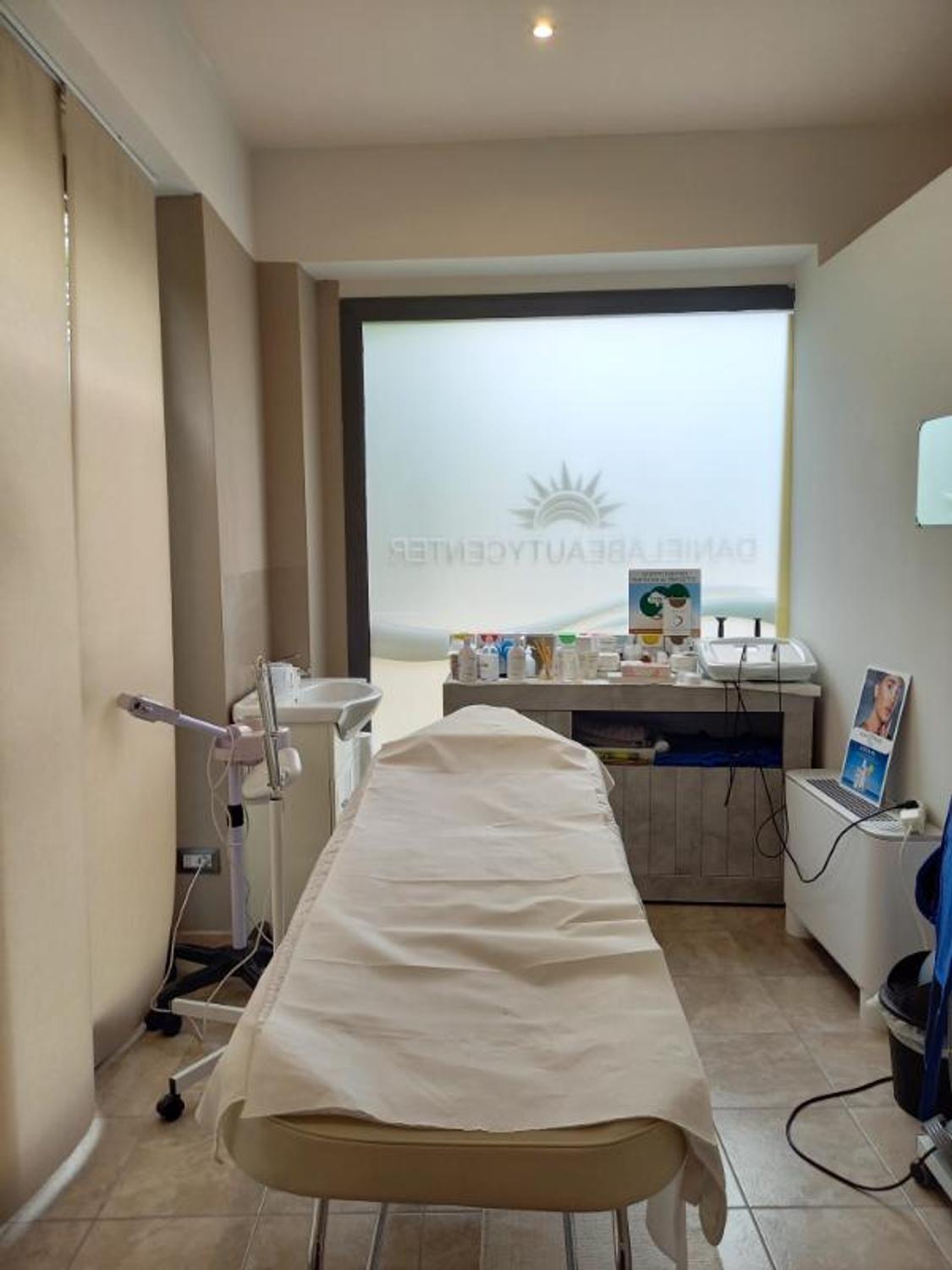 Azienda in vendita: Vendita centro estetico a Italia - Centri Estetici - Immagine principale