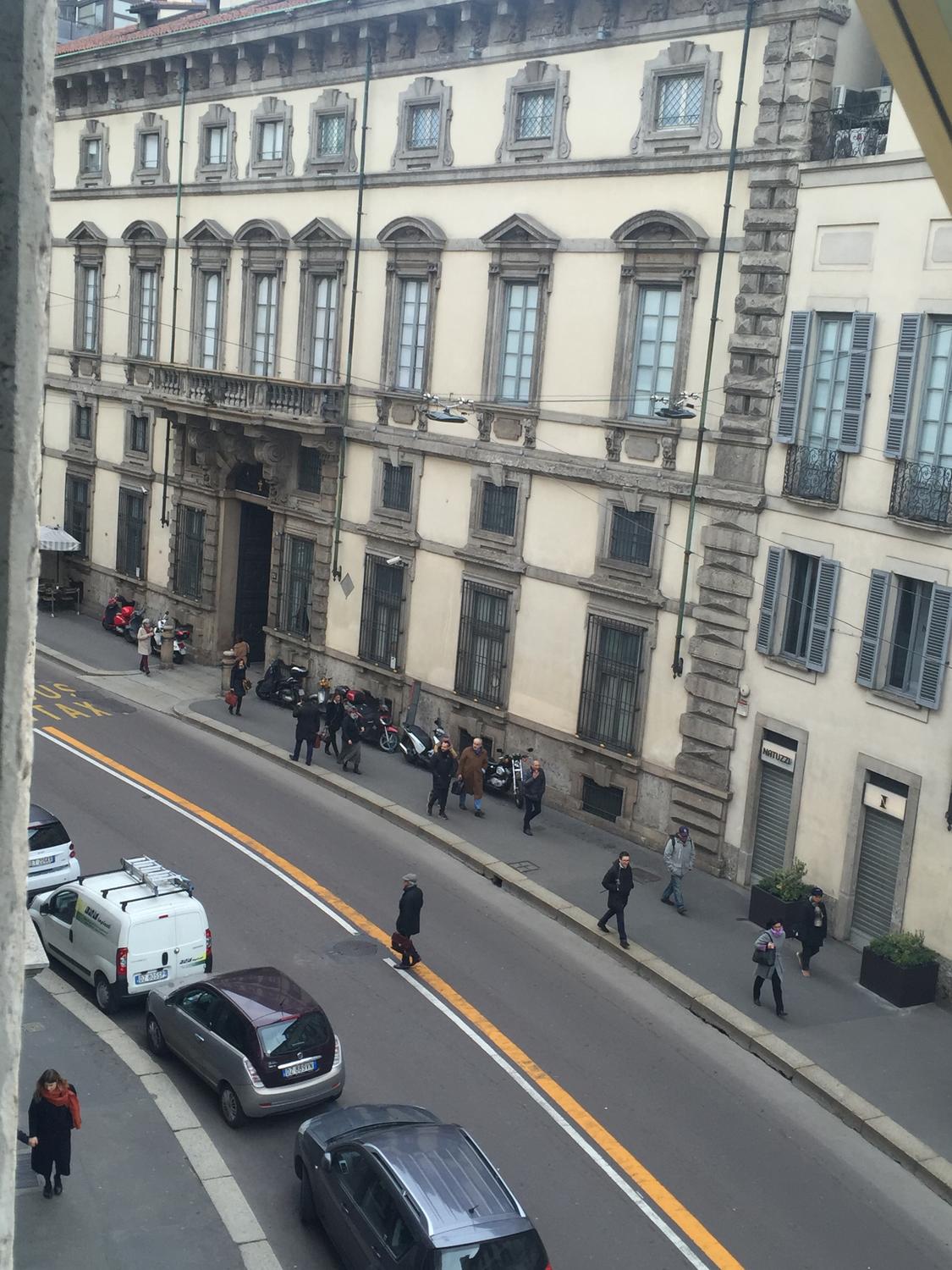 Azienda in vendita: Poliambulatorio cede autorizzazioni ATS a Italia - Studi Medici e Poliambulatori - Immagine principale