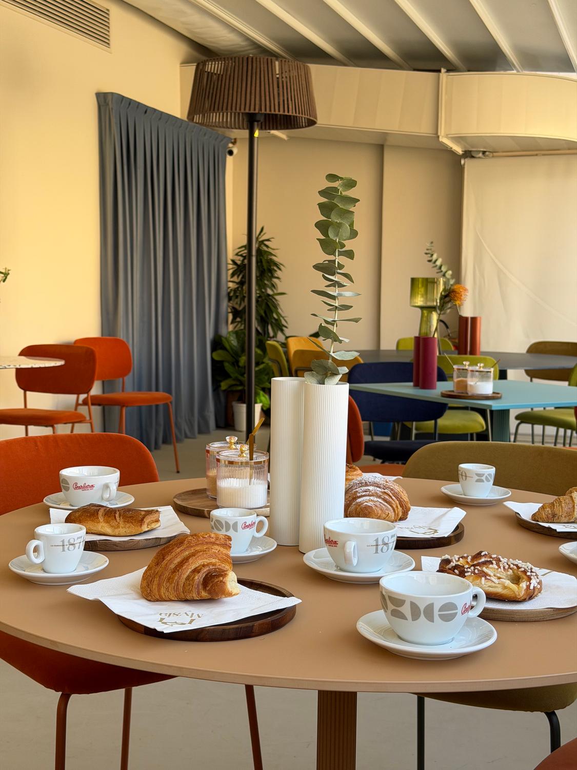 Azienda in vendita: Vendesi attività di bar ristorante sita in centro storico a Italia - Bar - Immagine foto 3