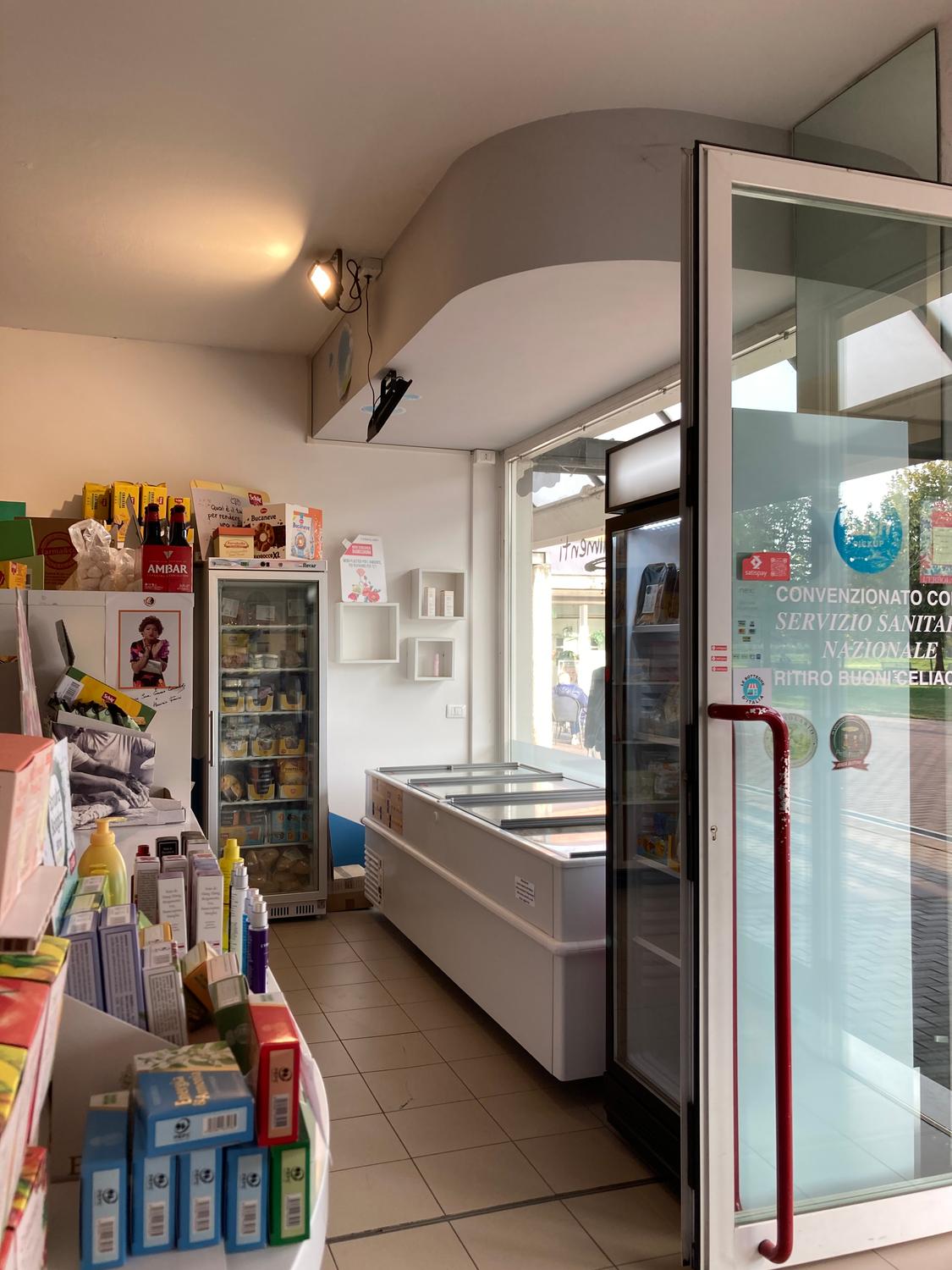 Azienda in vendita: Alimenti senza glutine-detergenti casa-cosmesi marchi prestigiosi a Italia - Negozi - alimentari e ortofrutta - Immagine foto 3