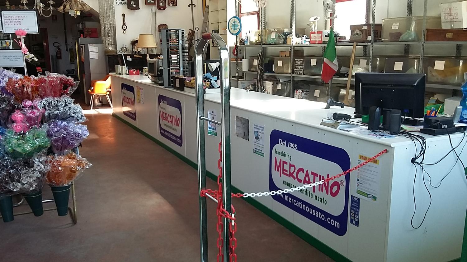Azienda in vendita: Attività vendita di oggetti usati della catena MERCATINO FRANCHIS a Italia - Mobili e Arredamento - Immagine principale