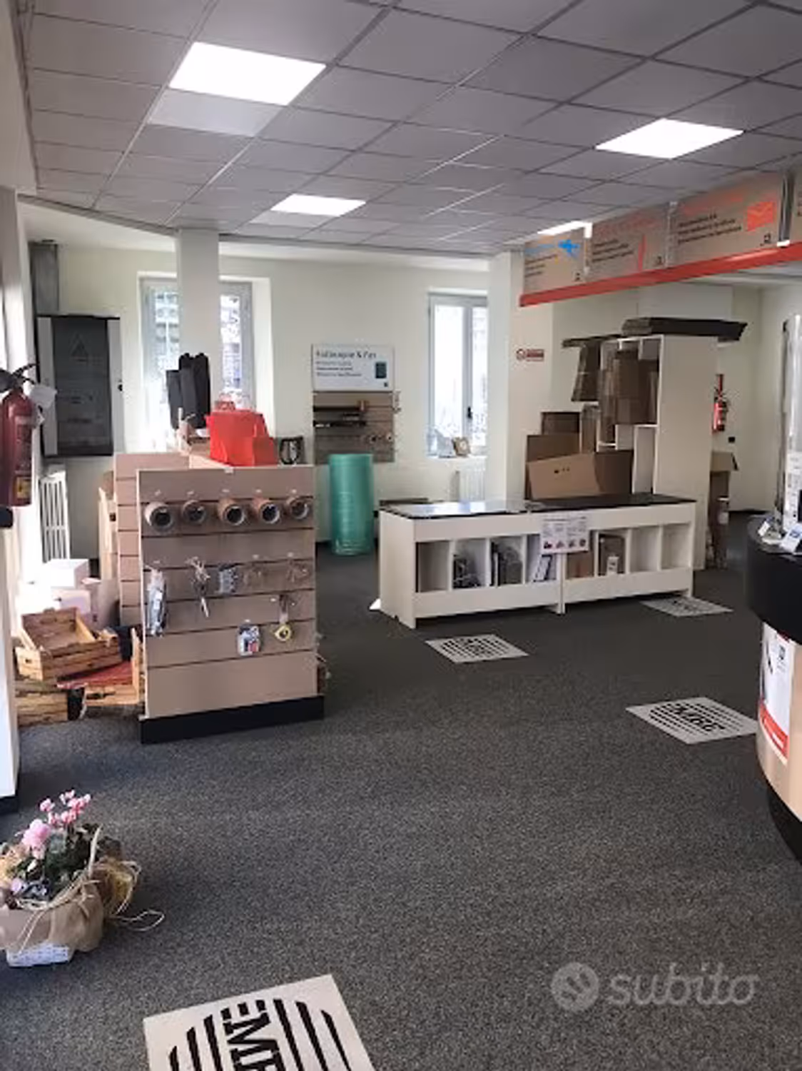Azienda in vendita: Centro Servizi Spedizioni, Logistica, Ecommerce. Mail Boxes Etc.  a Italia - Logistica e Trasporti - Immagine principale