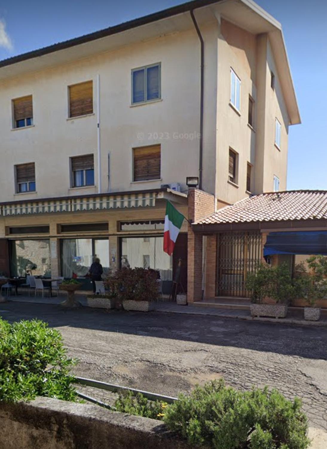 Azienda in vendita: immobile e attiverà annessa storica a Italia - Ristoranti - Immagine foto 2