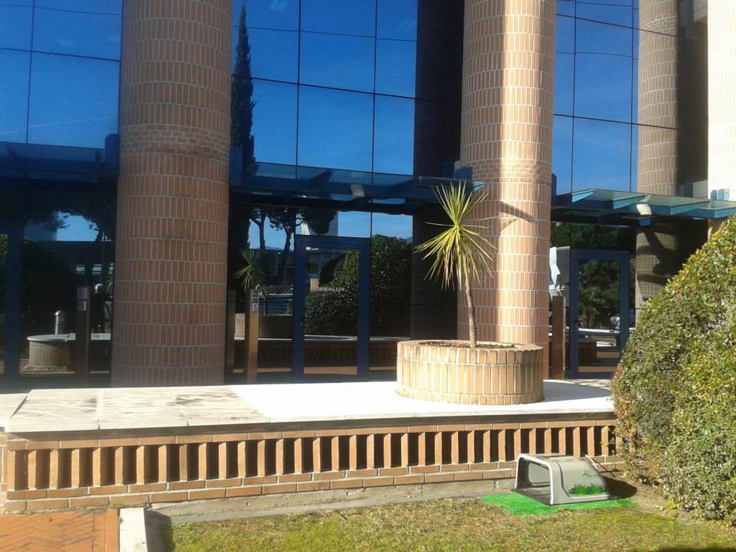 Azienda in vendita: Attivita' commerciale   a Italia - Altro - Immagine foto 2