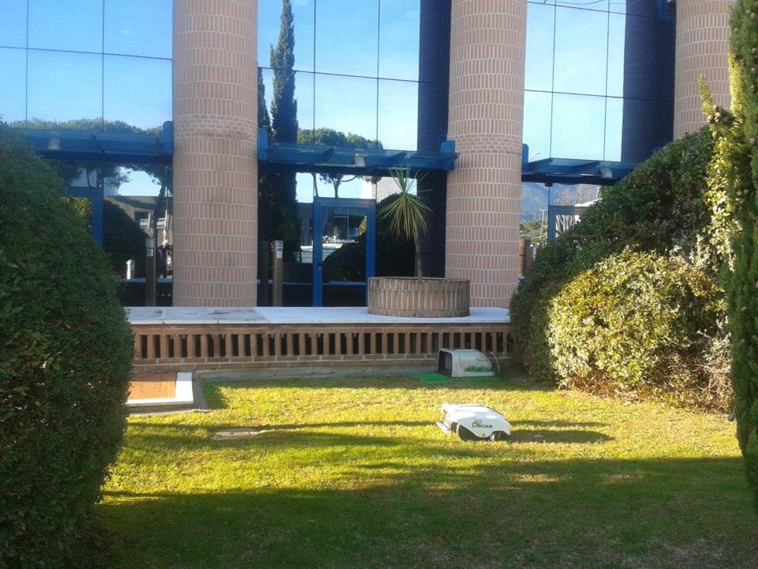 Azienda in vendita: Attivita' commerciale   a Italia - Altro - Immagine foto 3