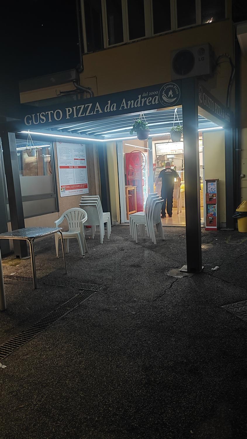 Azienda in vendita: Pizzeria a taglio a Italia - Pizzerie - Immagine foto 2