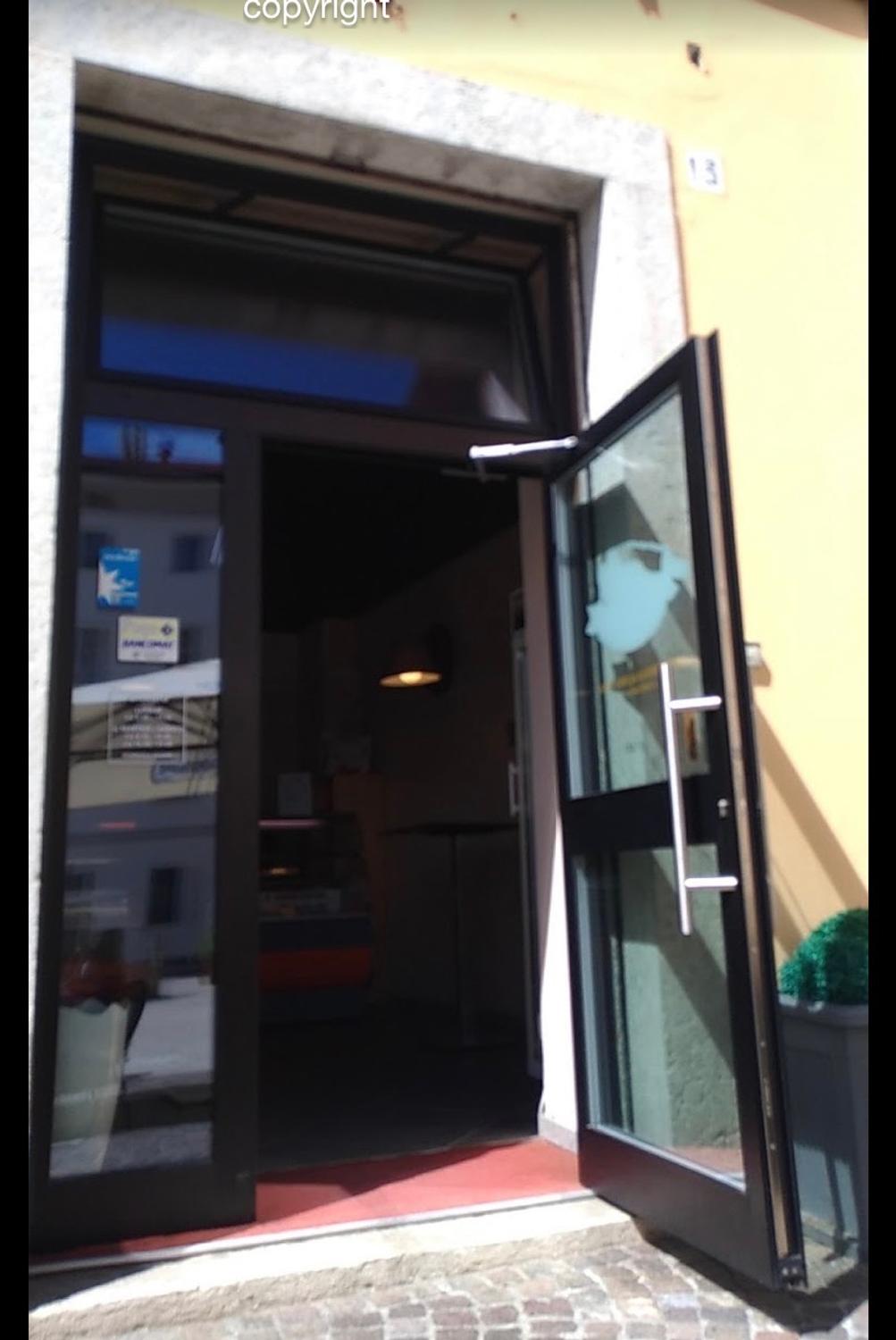 Azienda in vendita: Attività di gastronomie centro Cles a Italia - Attività artigianali e professionali - Immagine principale