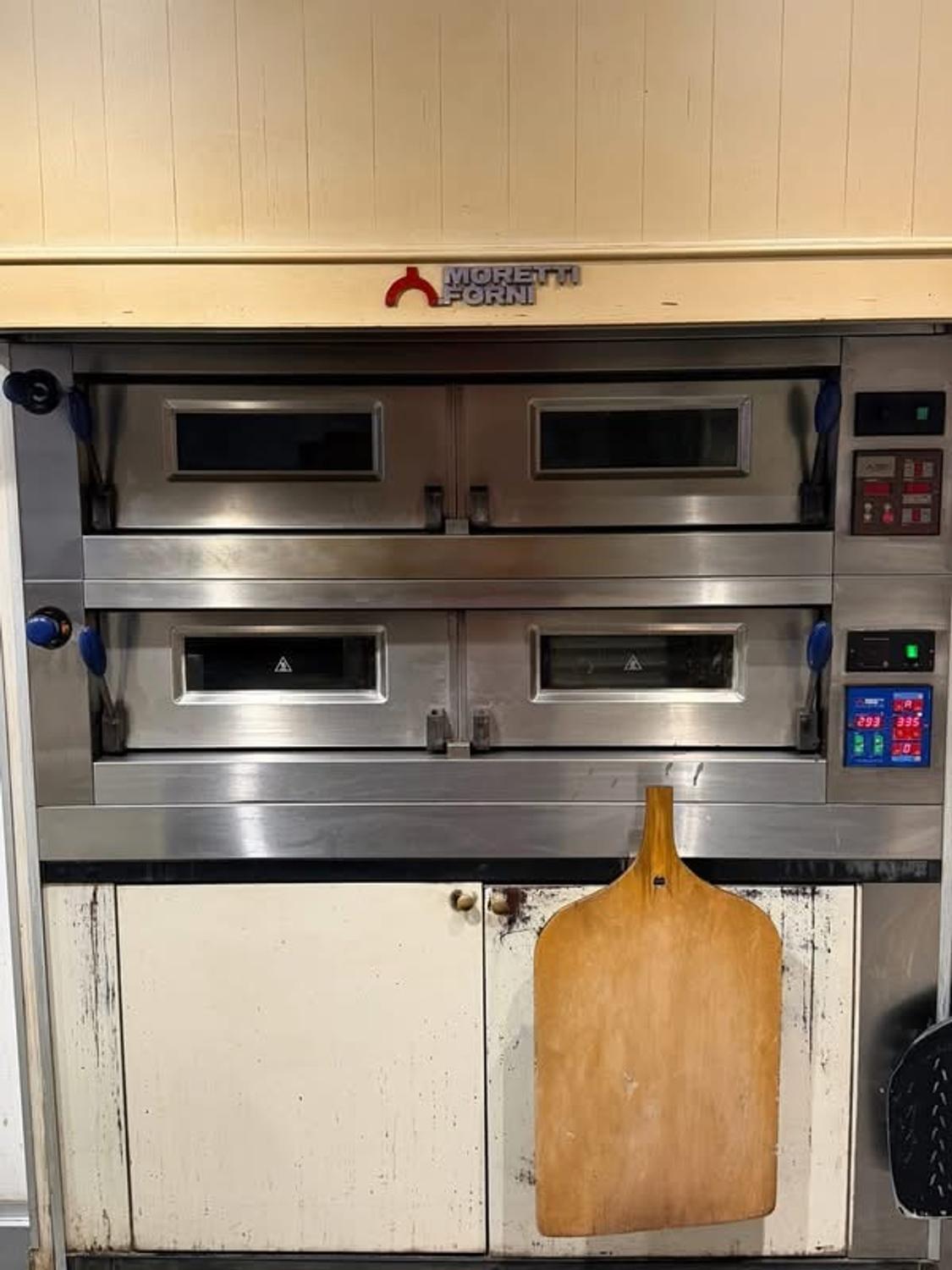 Azienda in vendita: Pizzeria d’ asporto anche con tavoli a Italia - Pizzerie - Immagine principale