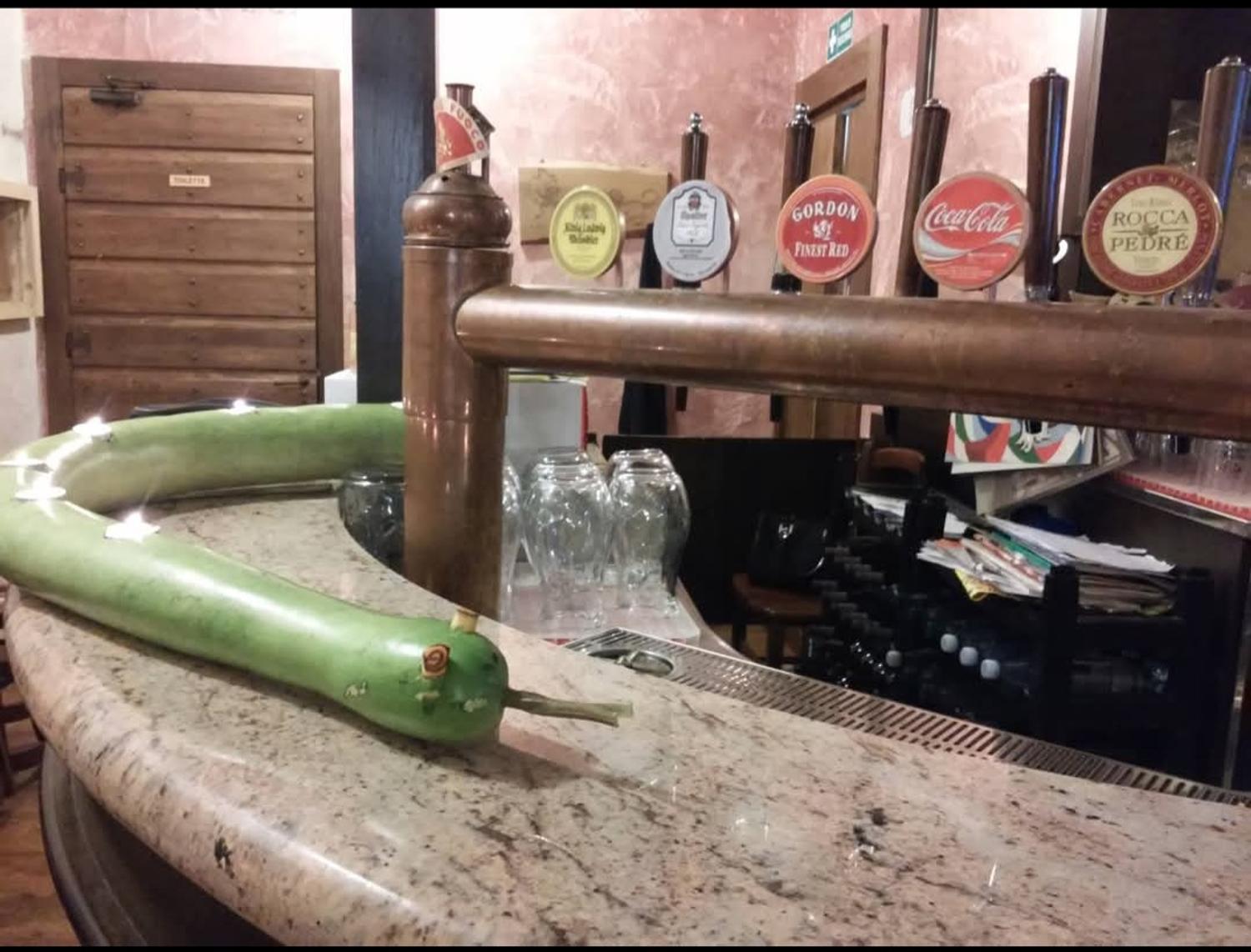 Azienda in vendita: Cessione ristorante storico c/o località turistica L'Aquila a Italia - Ristoranti - Immagine foto 4