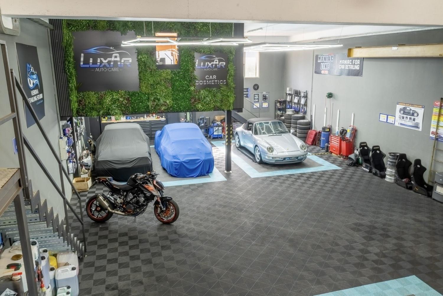Azienda in vendita: Attività di Car Detailing e Lavaggio Auto a Italia - Automotive - Immagine principale