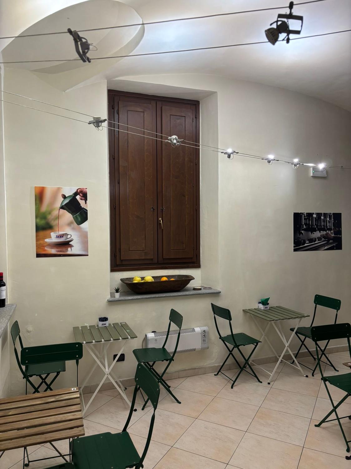 Azienda in vendita: Attività Juice Bar centro torino a Italia - Bar - Immagine foto 4