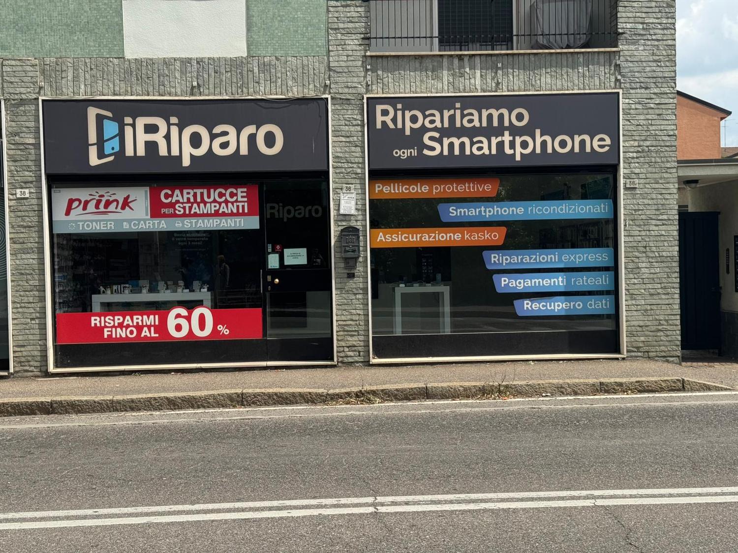 Azienda in vendita: Negozio riparazione smartphone e vendita consumabili stampa a Italia - Elettronica di consumo - Immagine principale
