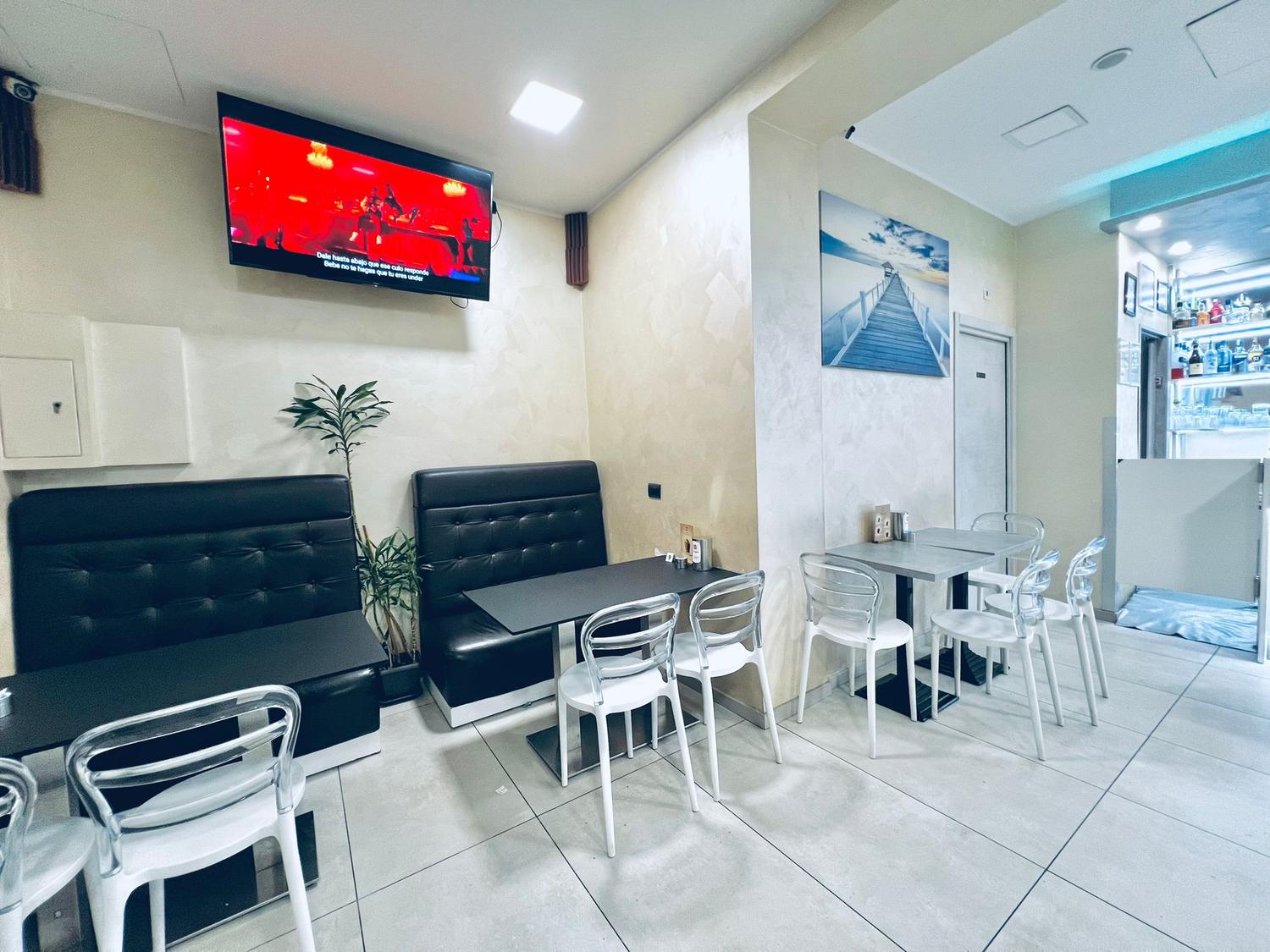 Azienda in vendita: Bar avviato in vendita a Sesto San Giovanni a Italia - Bar - Immagine foto 3