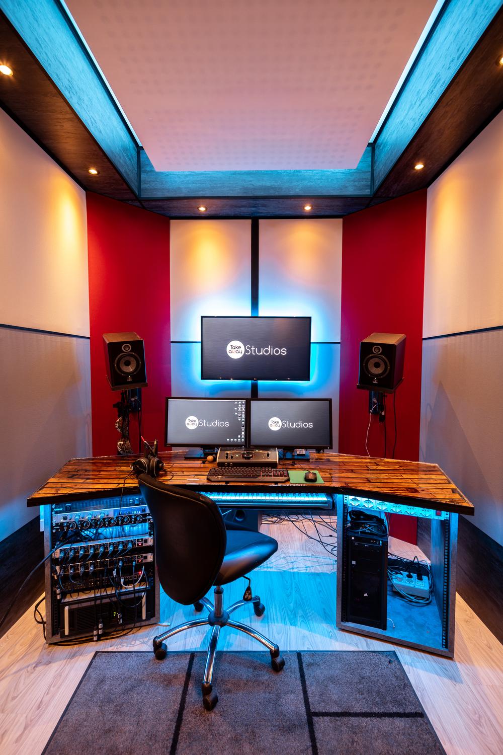 Azienda in vendita: LL Studio SRL cede quote, marchio Take Away Studios registrato a Italia - Arte e intrattenimento - Immagine foto 3