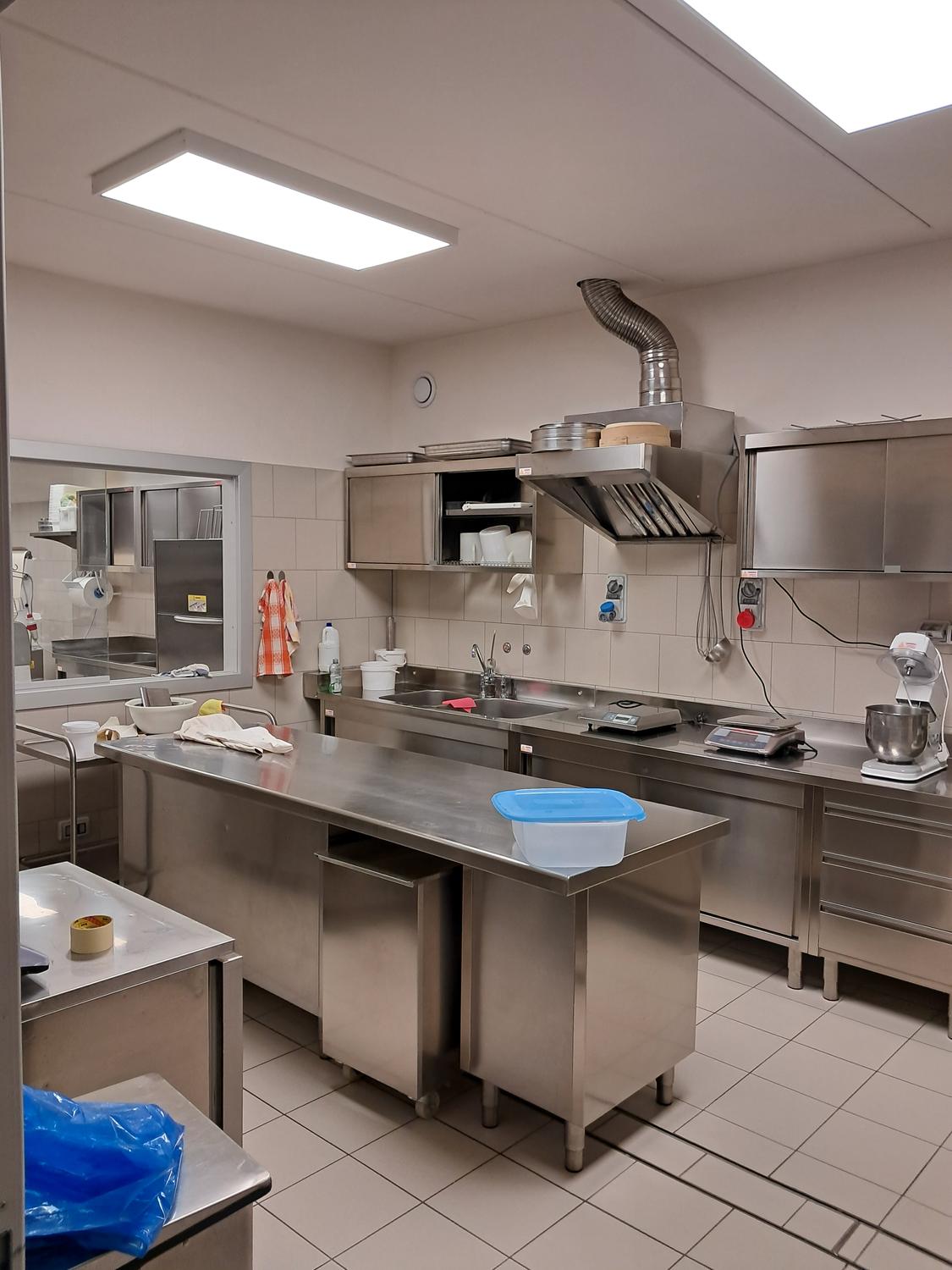 Azienda in vendita: Laboratorio di Panetteria e Pasticceria di nuova costruzione a Italia - Panetterie - Immagine foto 4