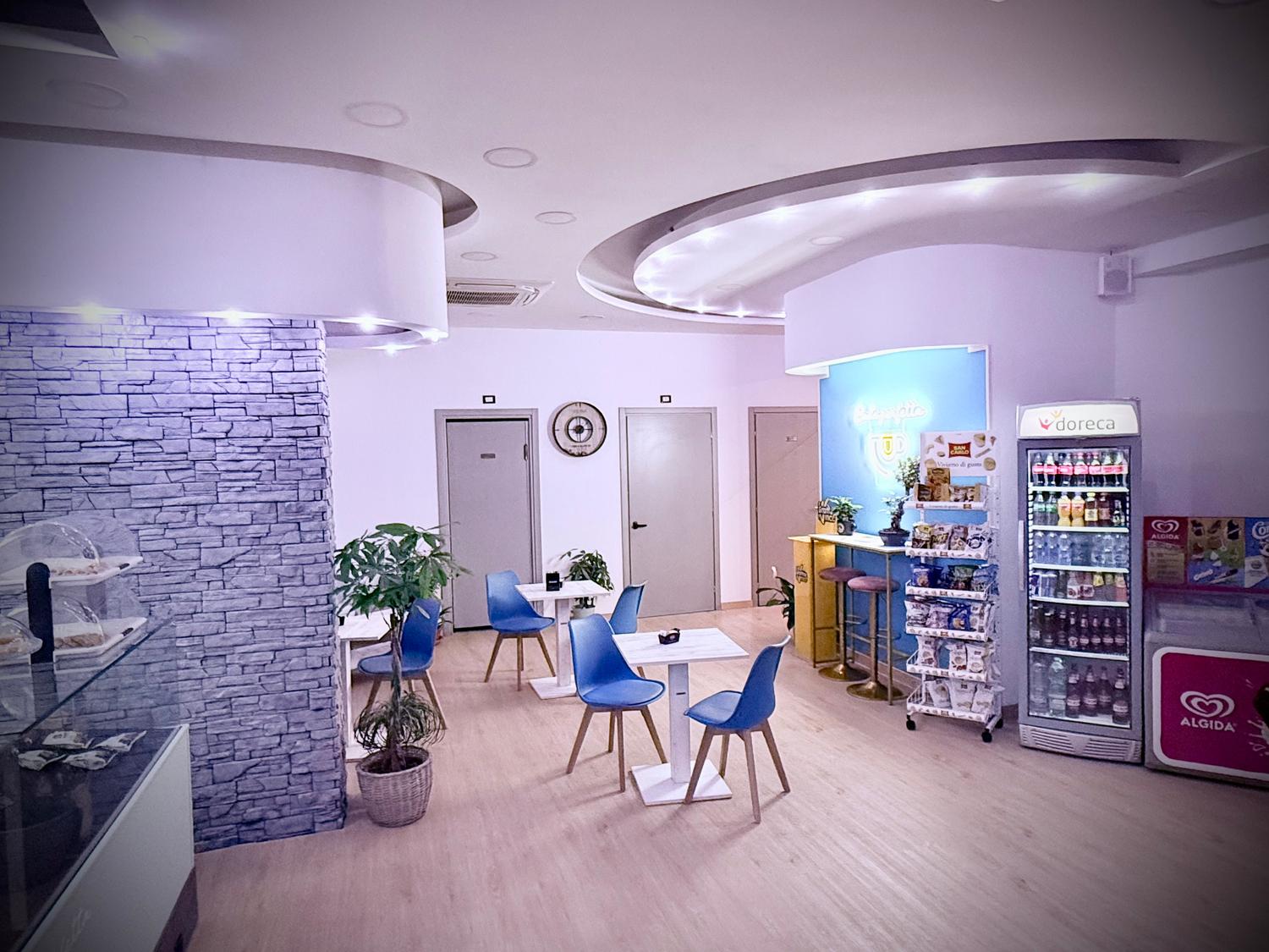 Azienda in vendita: Bar completamente nuovo a Italia - Bar - Immagine foto 4