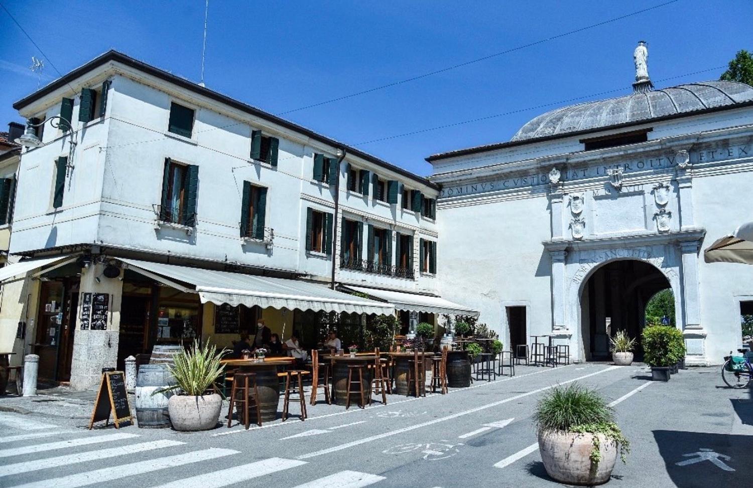 Azienda in vendita: Cedesi attività di affittacamere e locazione turistica a Treviso a Italia - Affittacamere - Immagine foto 3