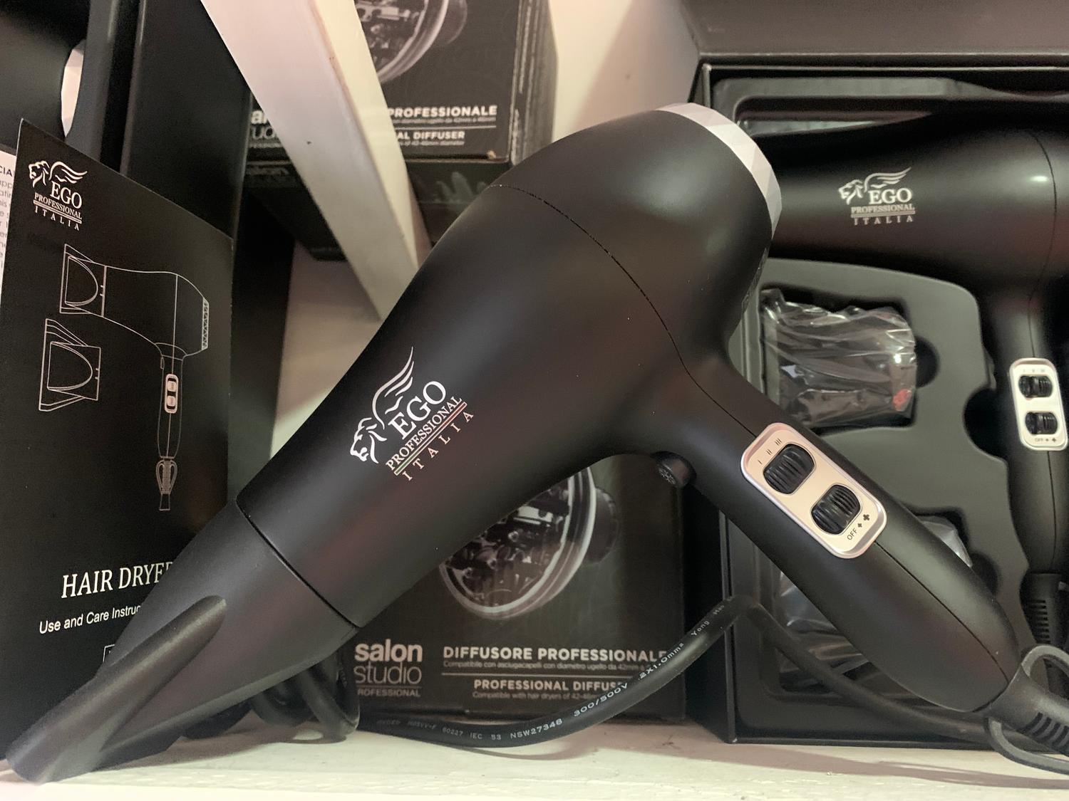 Azienda in vendita: Ego attrezzature Professionali per i tuoi Capelli a Italia - Ingrosso e Distribuzione - Immagine foto 3