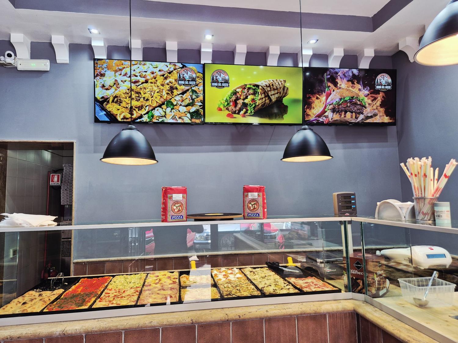 Azienda in vendita: Pizzeria polivalente: pizza,kebab,burger e tacos,attività avviata a Italia - Pizzerie - Immagine principale