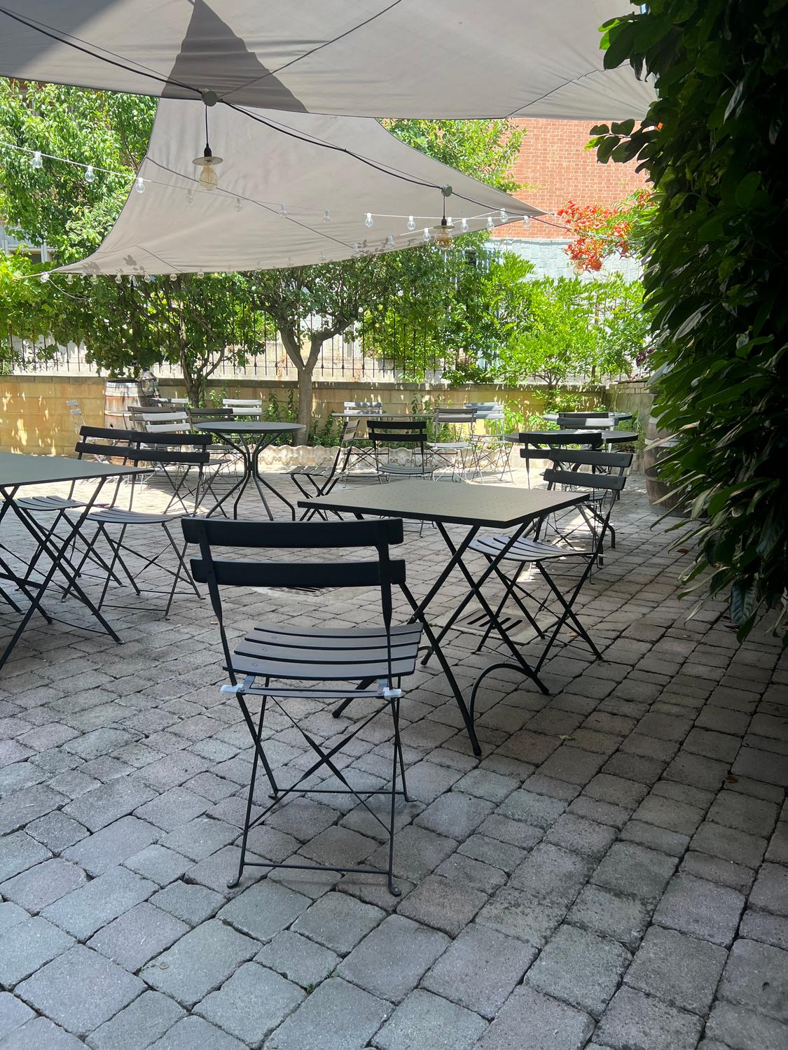 Azienda in vendita: RISTORANTE AVVIATO TRA BRA E ALBA (Langhe/Roero) a Italia - Ristoranti - Immagine foto 4