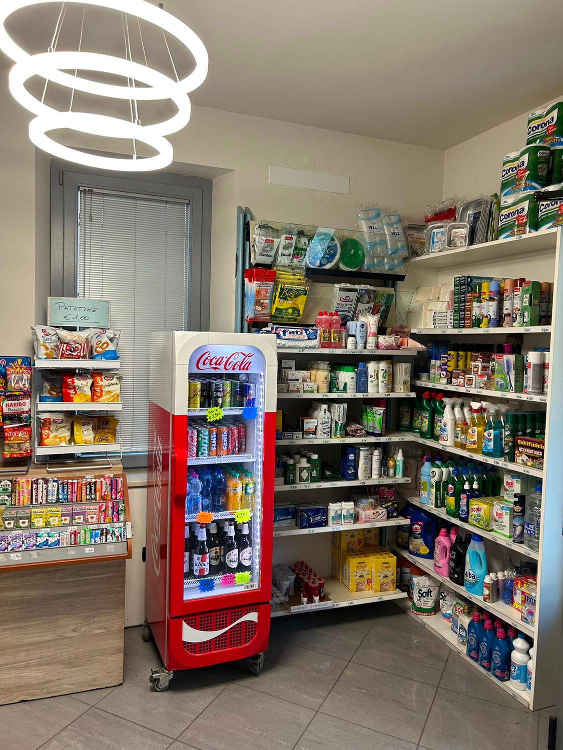Azienda in vendita: Attività commerciale con bar, tabacchi, lotto e minimarket a Italia - Bar Tabacchi - Immagine foto 4