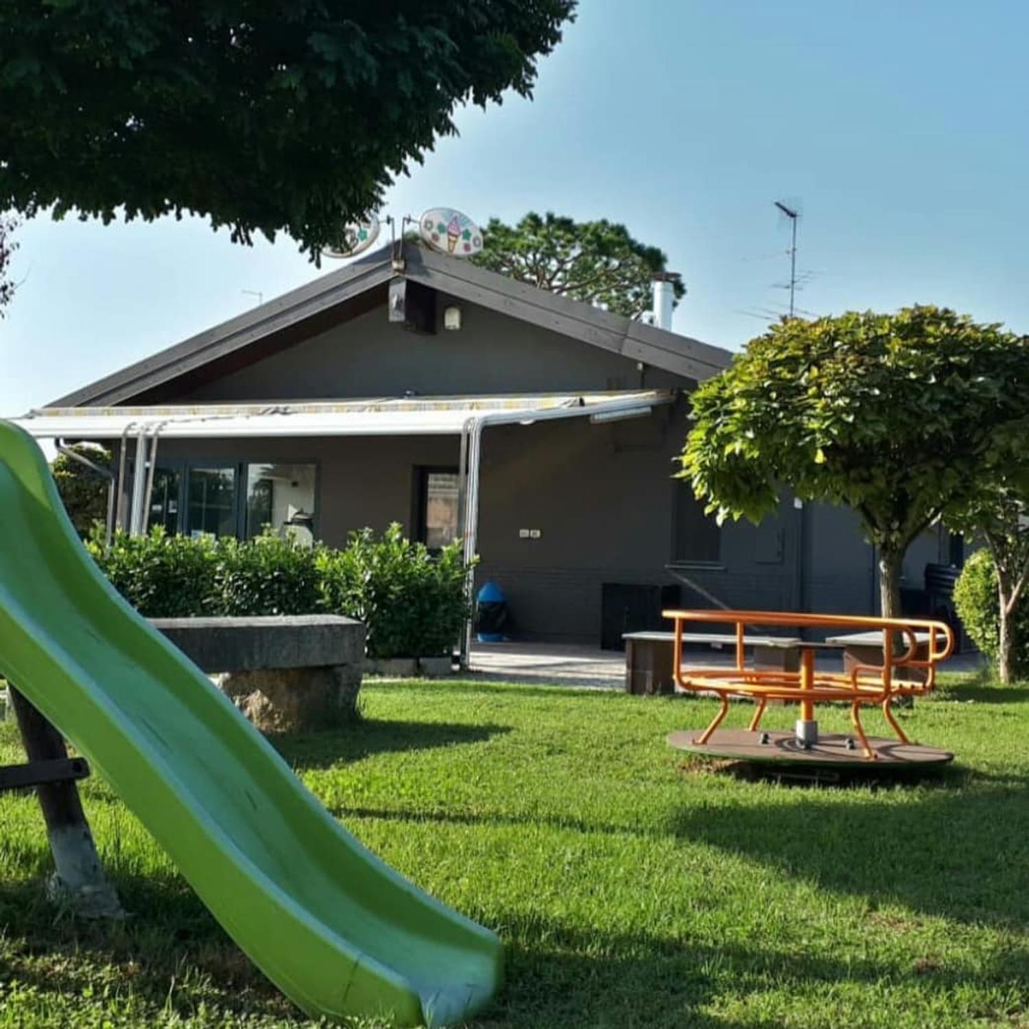 Azienda in vendita: Pub Birreria Hamburgeria Pizzeria  a Italia - Ristoranti - Immagine principale