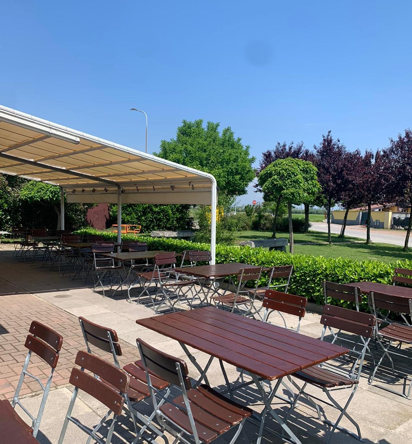 Azienda in vendita: Pub Birreria Hamburgeria Pizzeria  a Italia - Ristoranti - Immagine foto 4