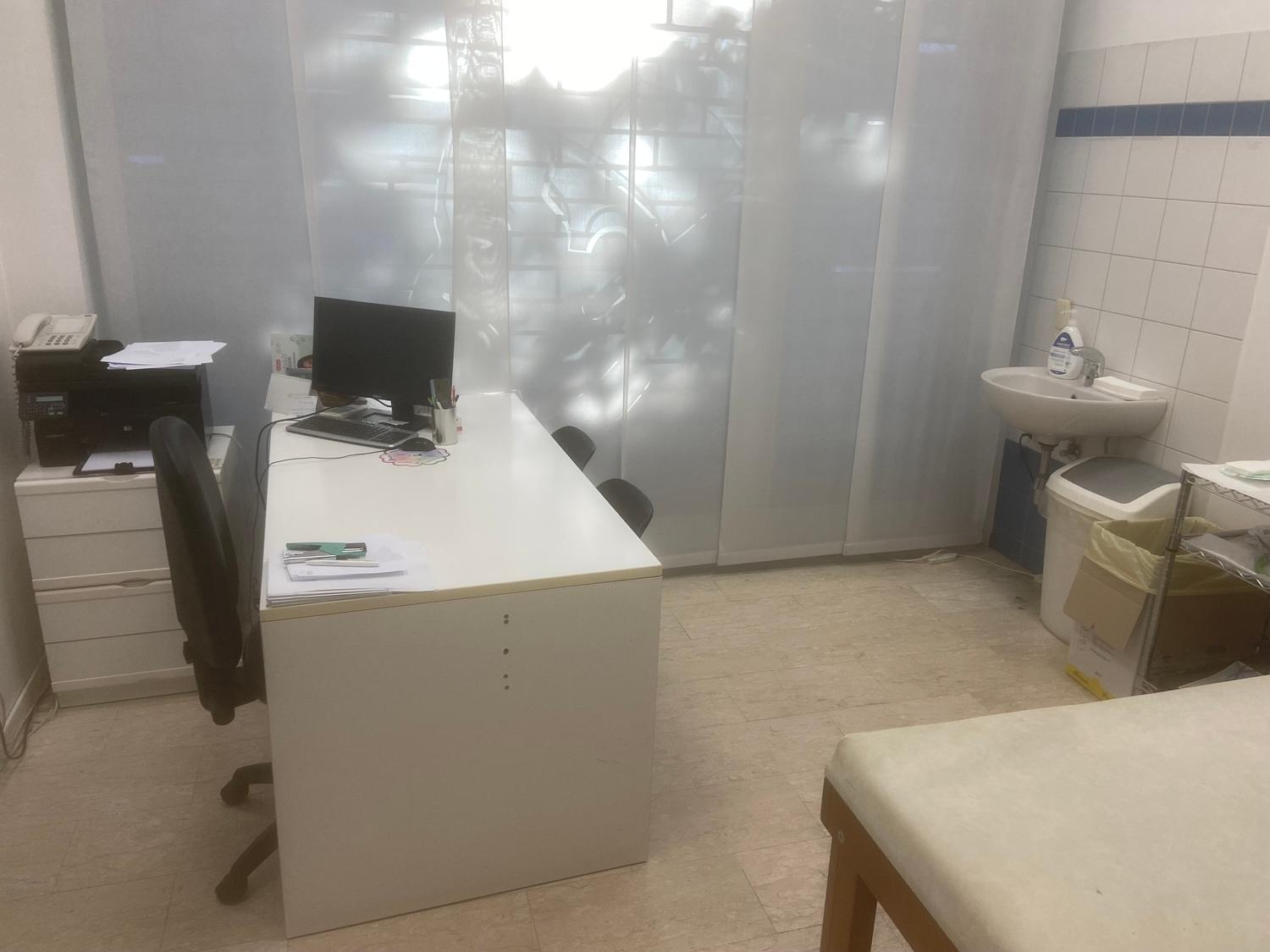 Azienda in vendita: Ambulatorio polispecialistico a Italia - Studi Medici e Poliambulatori - Immagine foto 2
