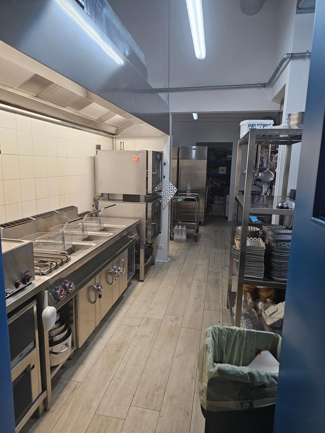 Azienda in vendita: Ristorante Greco a Bari qualità e vera tradizione ellenica a Italia - Ristoranti - Immagine principale