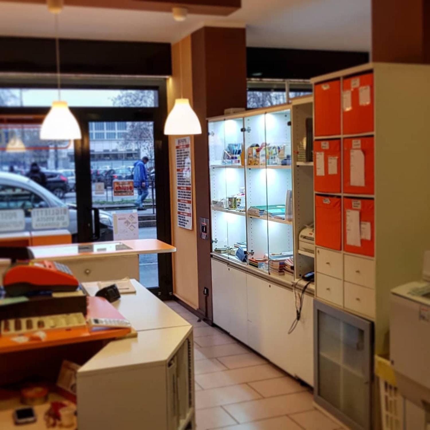 Azienda in vendita: L’attività specializzata in stampa digitale a Italia - Cartolerie e Copisterie - Immagine foto 2