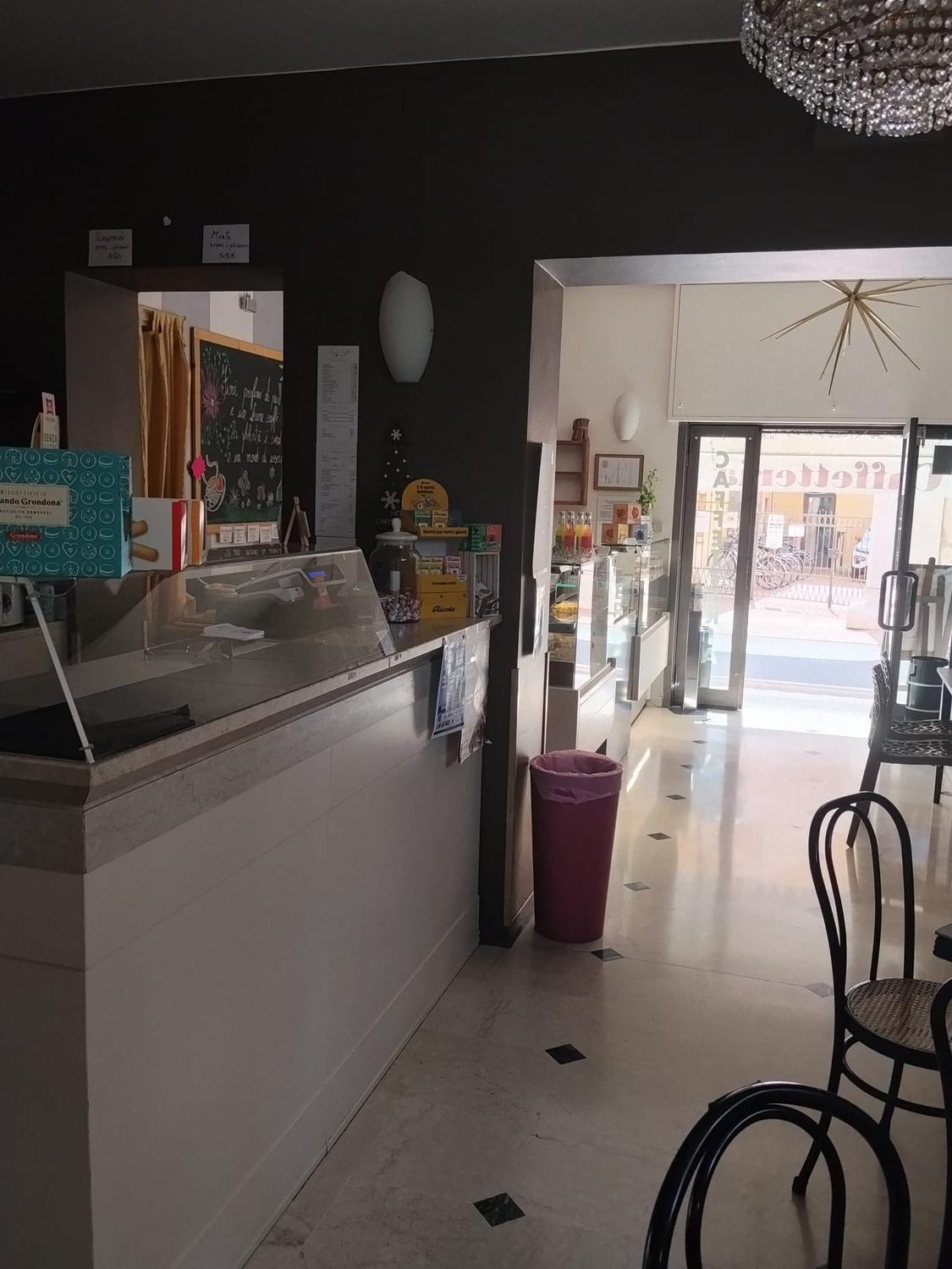 Azienda in vendita: Cedesi Bar/Caffetteria e Panetteria nel centro di Borgosatollo BS a Italia - Altro - Immagine foto 2