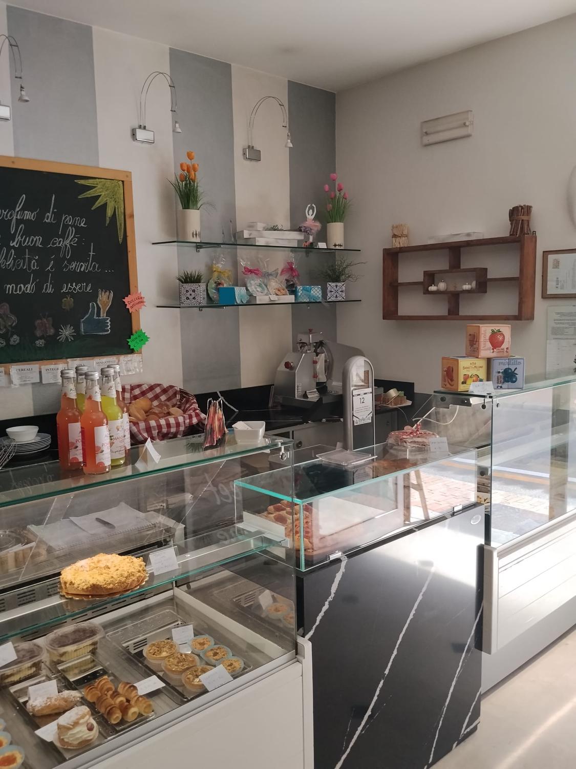 Azienda in vendita: Cedesi Bar/Caffetteria e Panetteria nel centro di Borgosatollo BS a Italia - Altro - Immagine foto 3