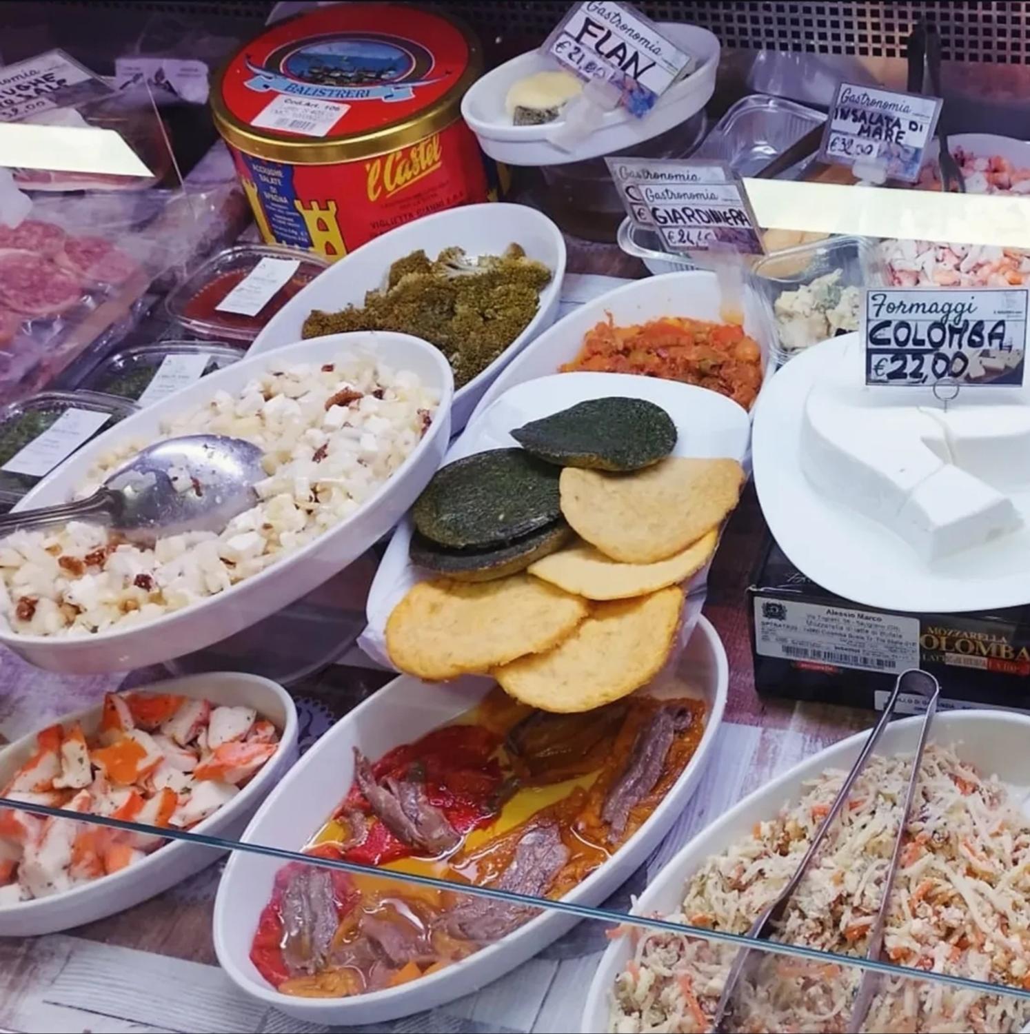 Azienda in vendita: Negozio di alimentari, rivendita pane, frutta e verdura a Italia - Negozi - alimentari e ortofrutta - Immagine foto 4