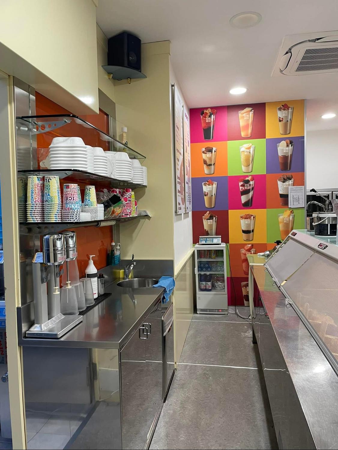 Azienda in vendita: Attività di produzione e vendita gelato a Italia - Gelaterie - Immagine principale