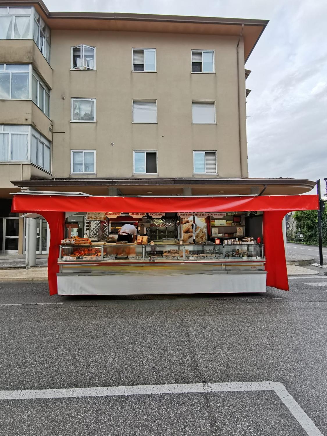 Azienda in vendita: CESSIONE ATTIVITÀ FOOD TRUCK a Italia - Ristoranti - Immagine foto 2