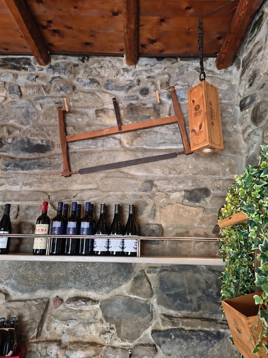 Azienda in vendita: Vendesi Licenza Bar Storico con Patentino Tabacchi – Avviamento  a Italia - Bar - Immagine foto 3