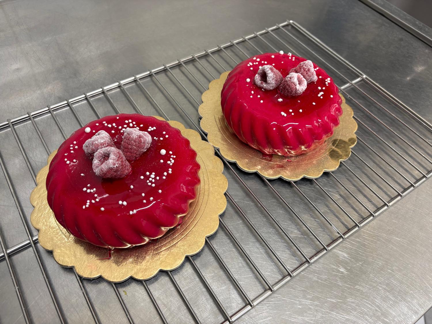 Azienda in vendita: Bar Pasticceria cedesi . 
L’attività è completamente ristruttura  a Italia - Pasticcerie - Immagine principale