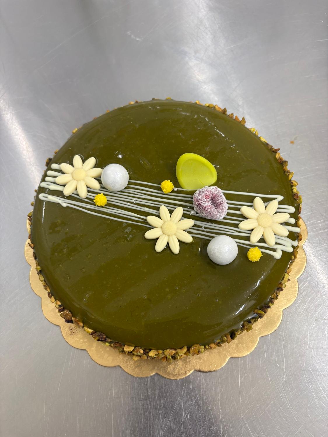 Azienda in vendita: Bar Pasticceria cedesi . 
L’attività è completamente ristruttura  a Italia - Pasticcerie - Immagine foto 2