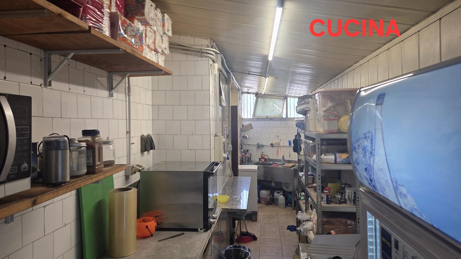 Azienda in vendita: VENDESI ATTIVITÀ FONTE NUOVA,ROMA
VIA NOMENTANA  a Italia - Bar - Immagine foto 4