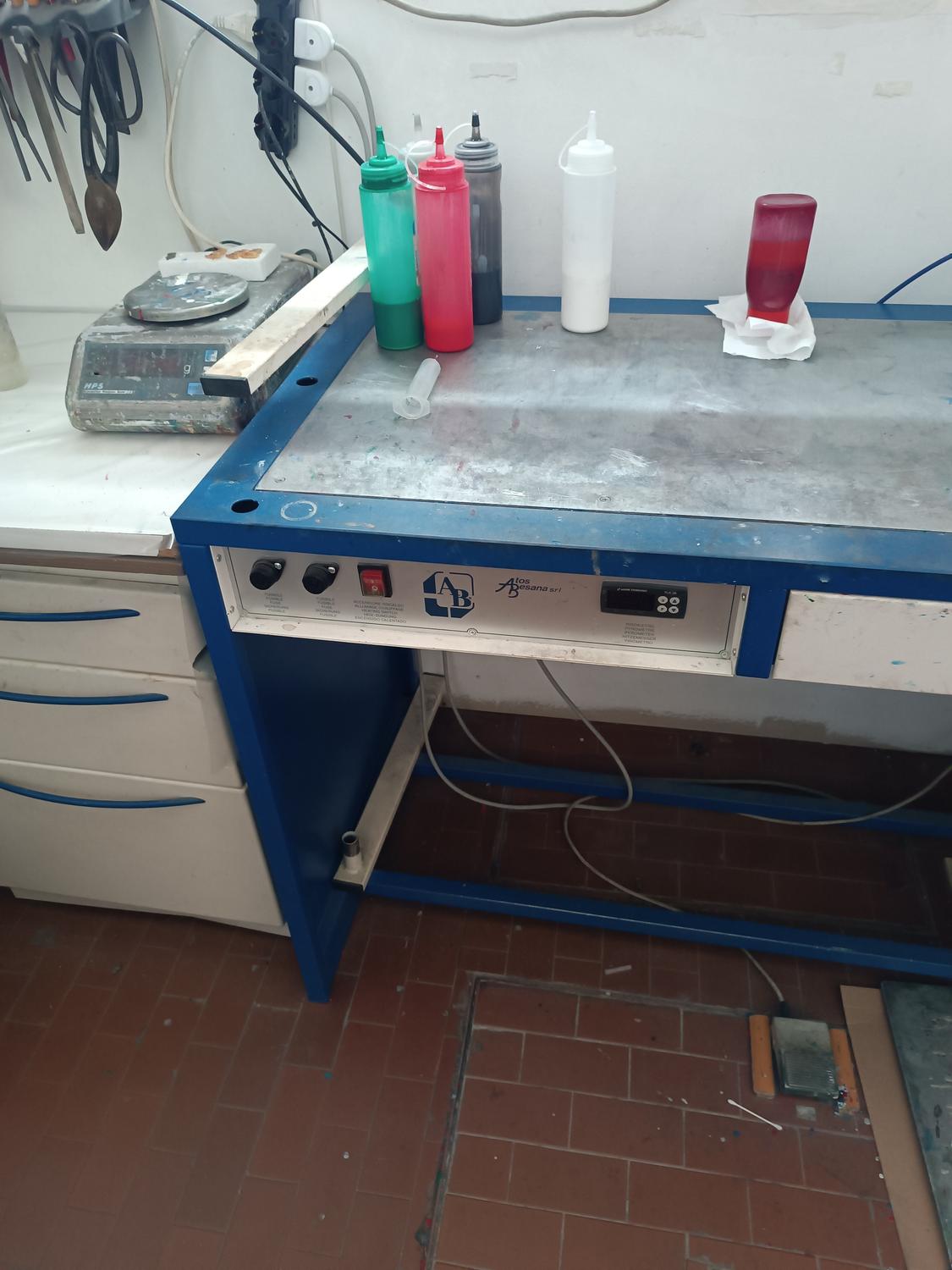 Azienda in vendita: CEDESI A IMOLA ATTIVITA' ARTIGIANALE BEN AVVIATA a Italia - Attività artigianali e professionali - Immagine foto 3